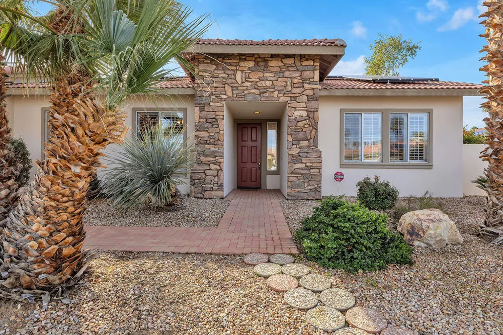 74613 Waterlily Circle Palm Desert, CA 92260