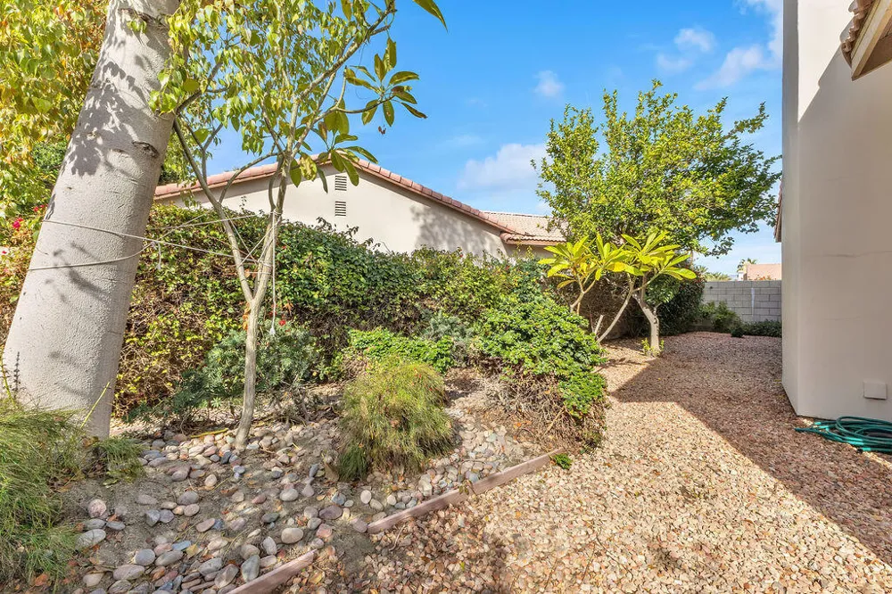 74613 Waterlily Circle Palm Desert, CA 92260
