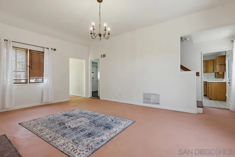 527 K Ave. National City, CA 91950