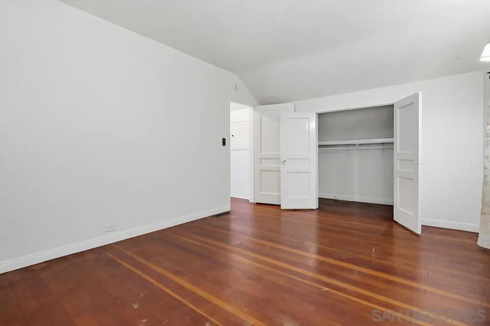 527 K Ave. National City, CA 91950
