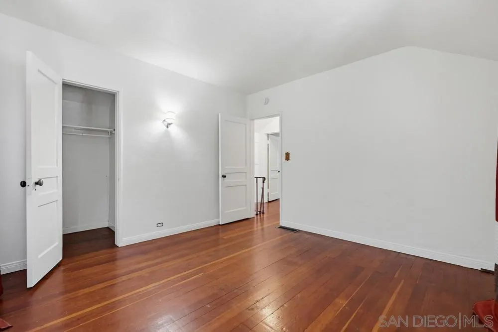 527 K Ave. National City, CA 91950