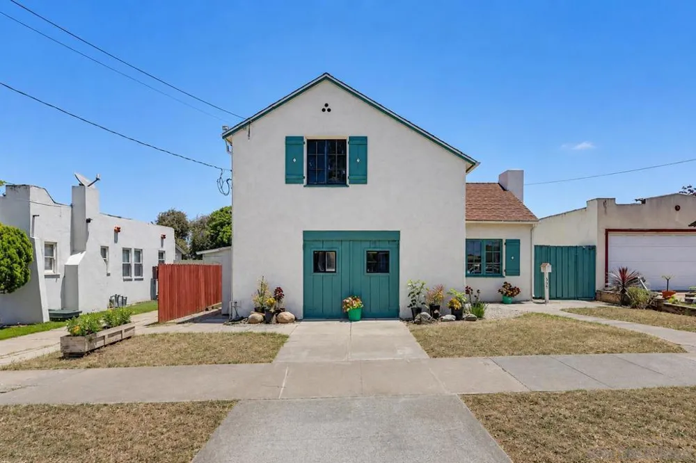 527 K Ave. National City, CA 91950
