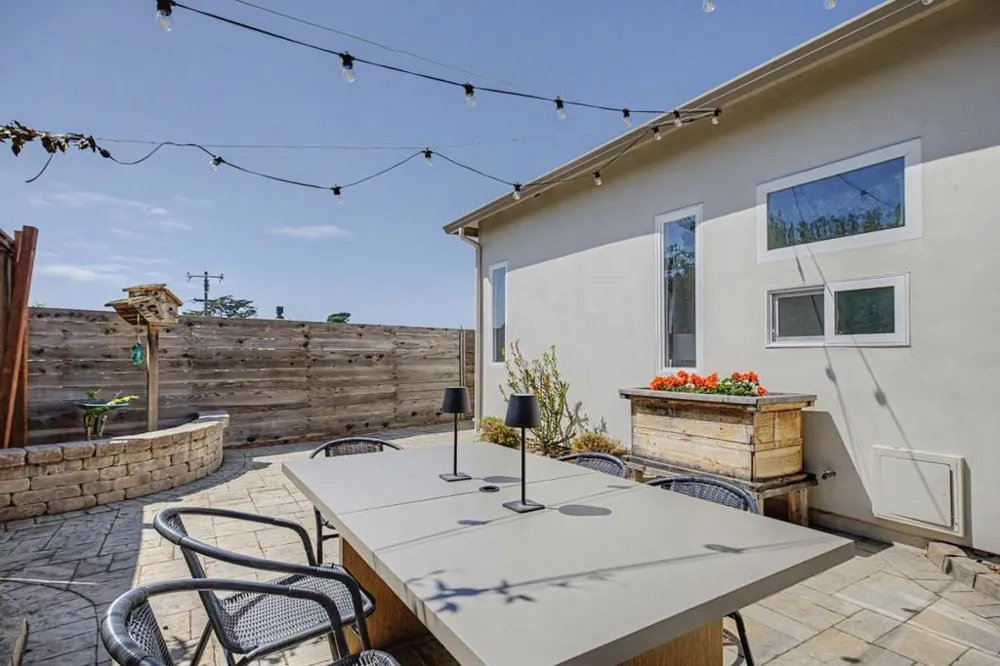 3057 California Avenue Marina, CA 93933