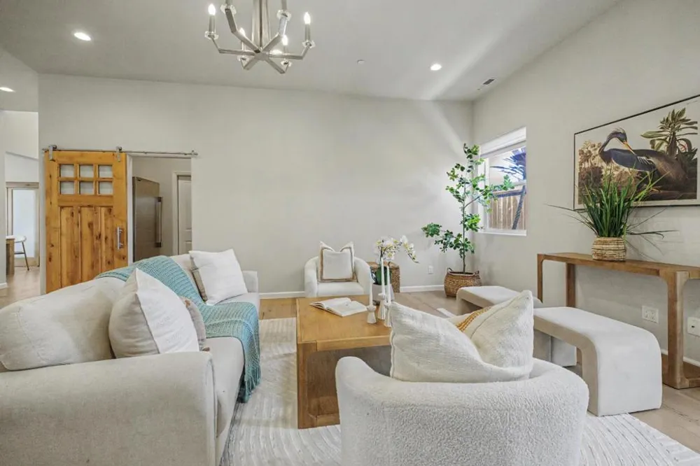 3057 California Avenue Marina, CA 93933