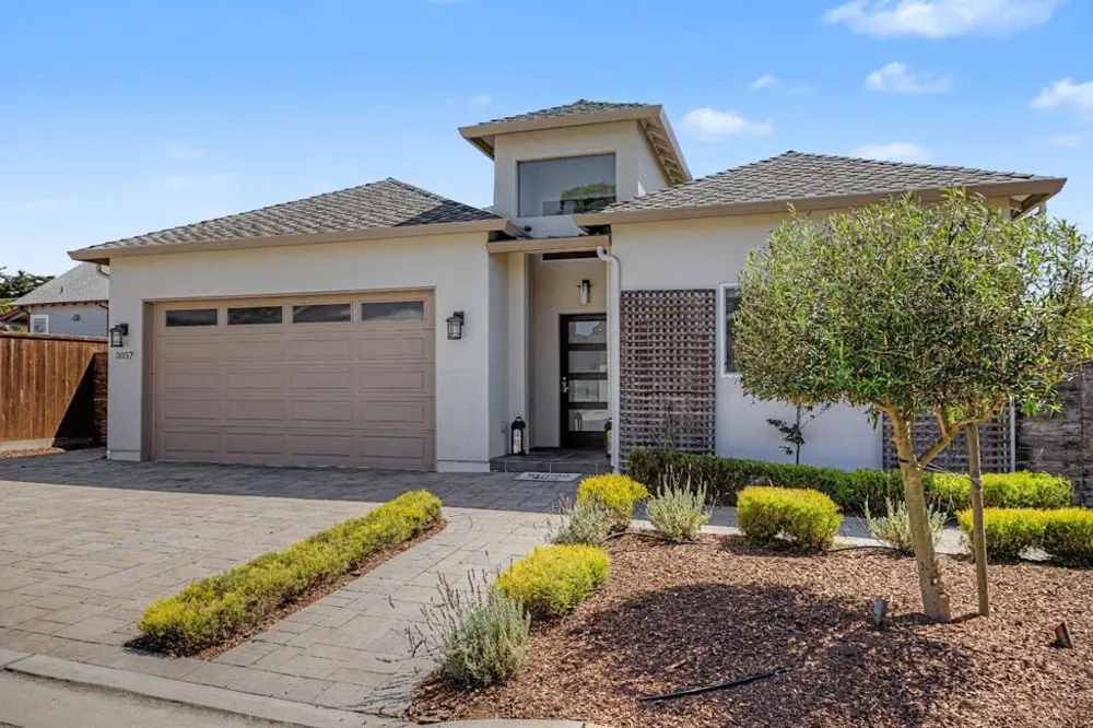 3057 California Avenue Marina, CA 93933
