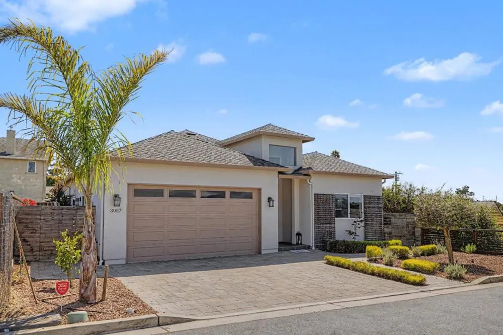 3057 California Avenue Marina, CA 93933