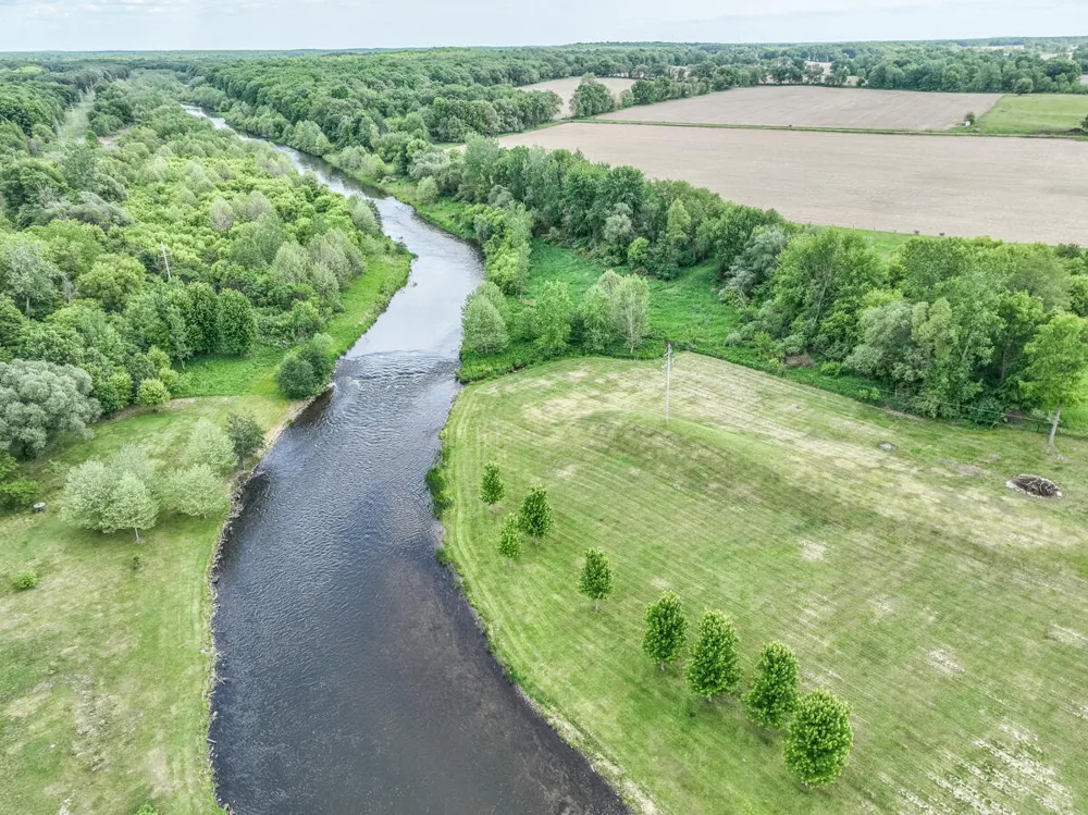 173 S Main Street Marshall Township, MI 49033