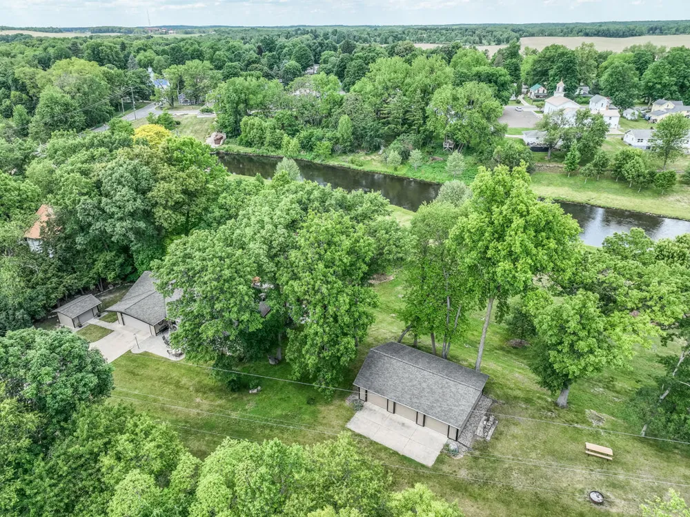 173 S Main Street Marshall Township, MI 49033