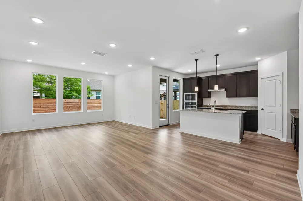310 Romans Road Kyle, TX 78640