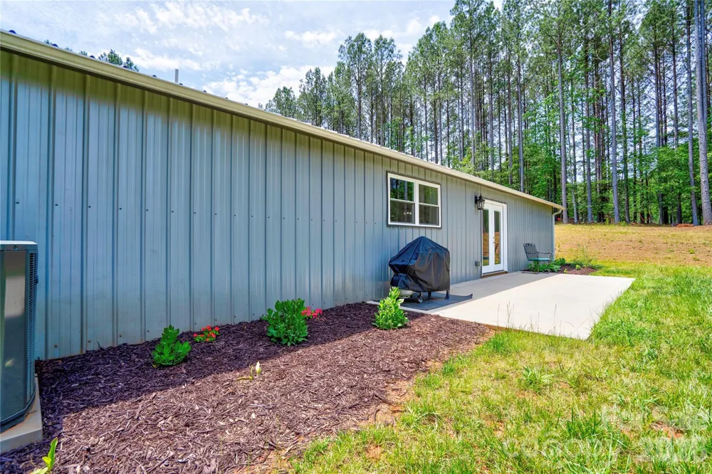 1733 Timber Drive Mooresboro, NC 28114