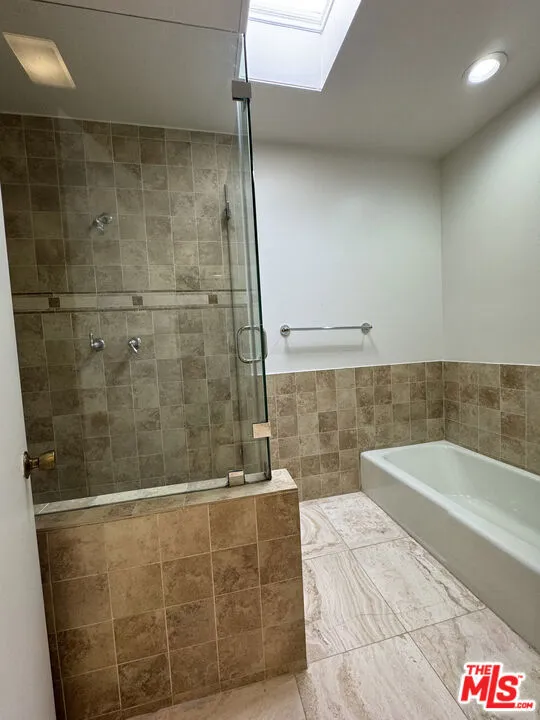 6205 Nita Avenue Woodland Hills, CA 91367