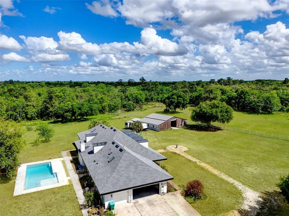 5750 OAK HOLLOW LANE Oviedo, FL 32765