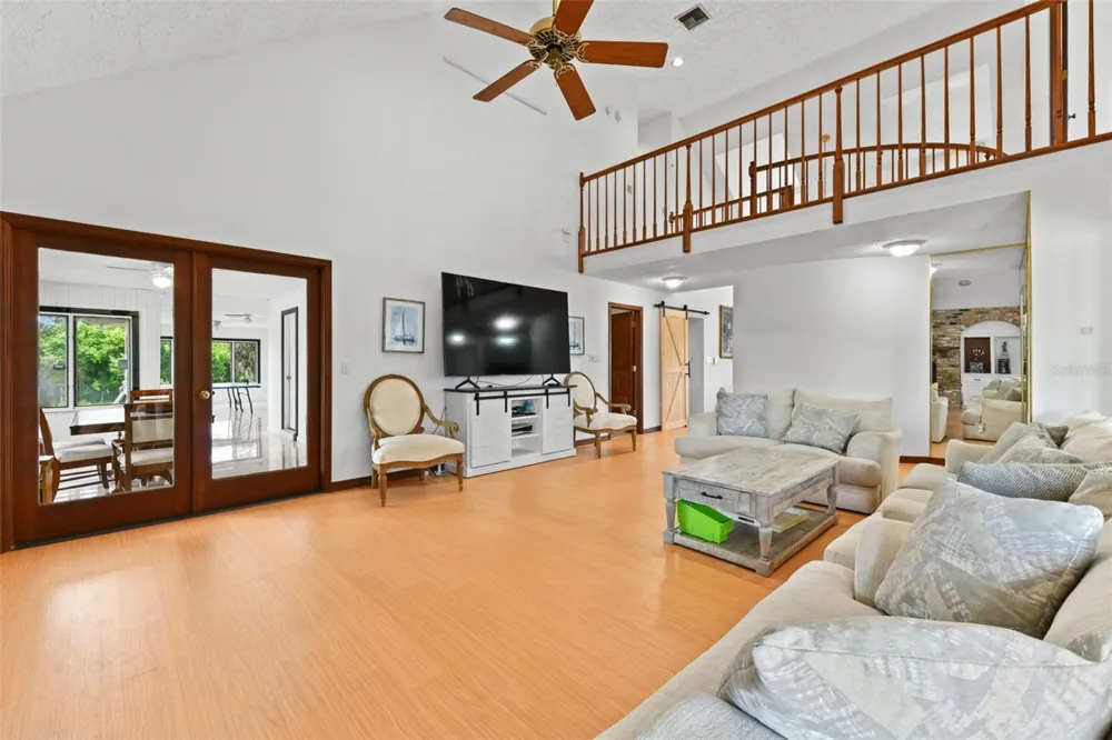 5750 OAK HOLLOW LANE Oviedo, FL 32765