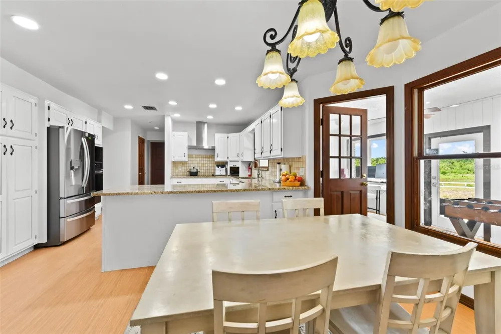 5750 OAK HOLLOW LANE Oviedo, FL 32765