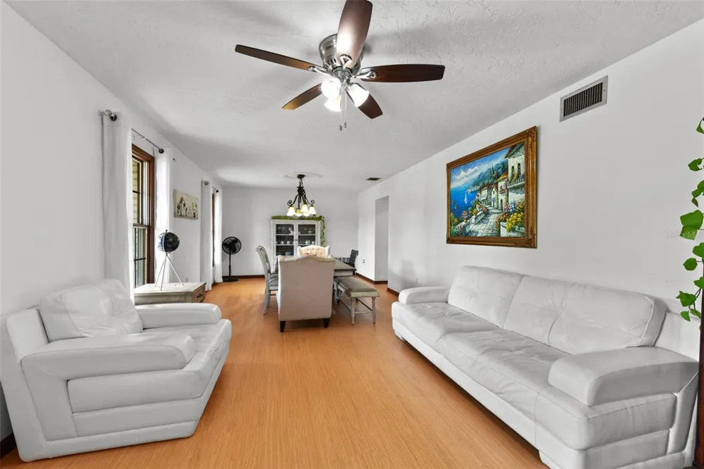 5750 OAK HOLLOW LANE Oviedo, FL 32765