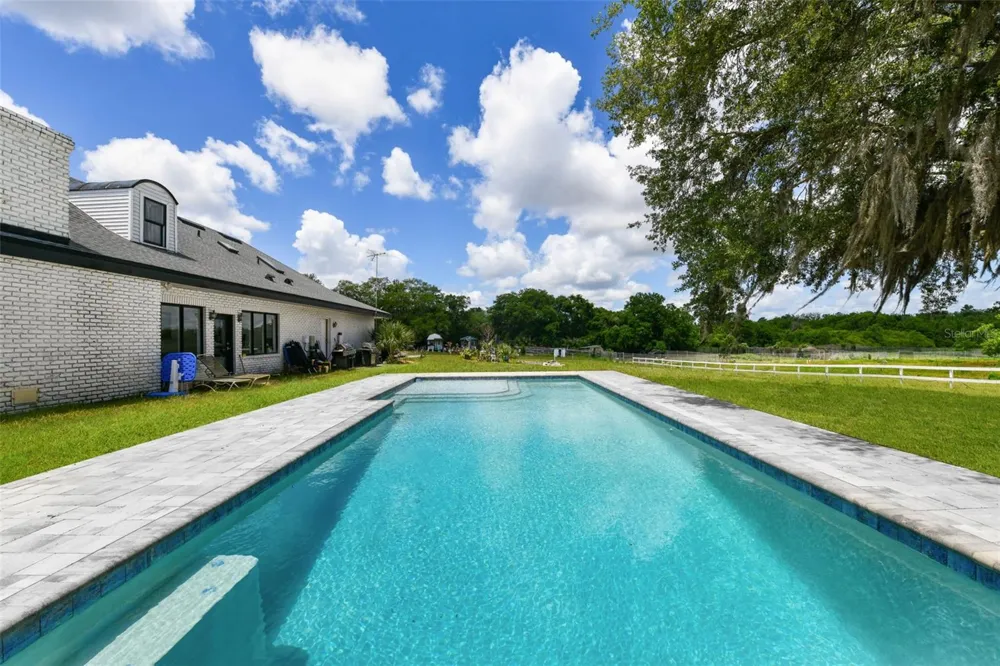5750 OAK HOLLOW LANE Oviedo, FL 32765