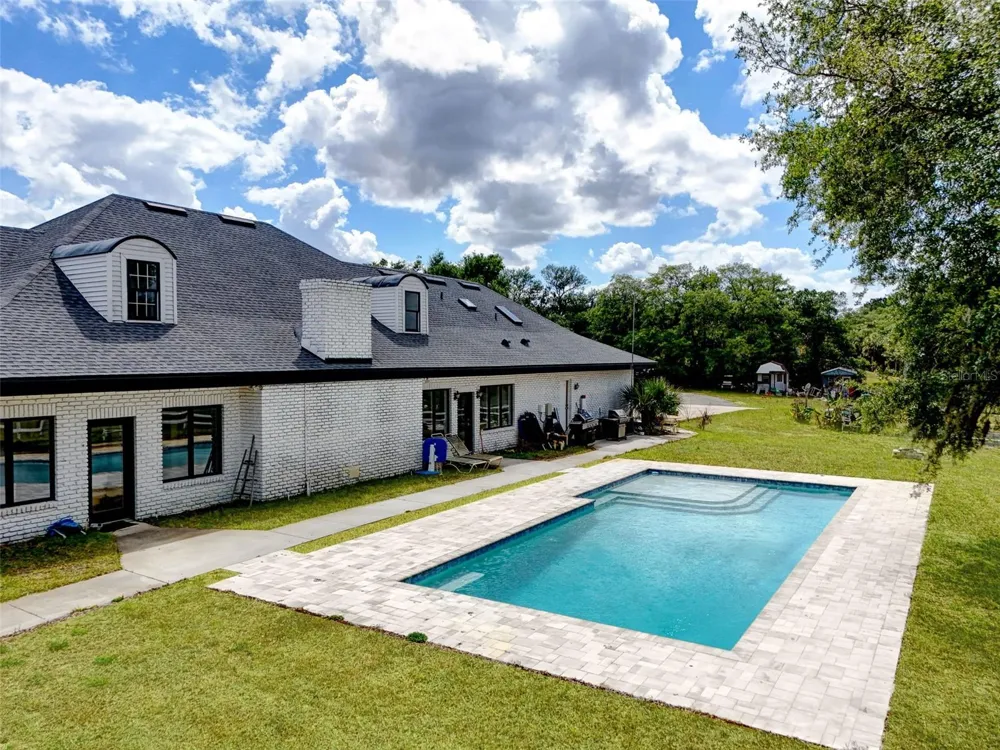 5750 OAK HOLLOW LANE Oviedo, FL 32765