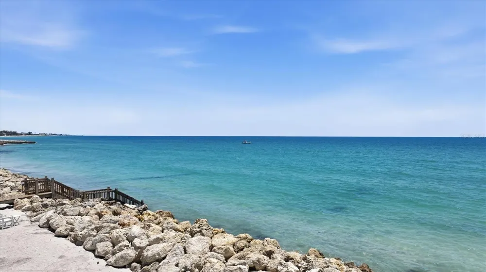 7723 SANDERLING ROAD Sarasota, FL 34242