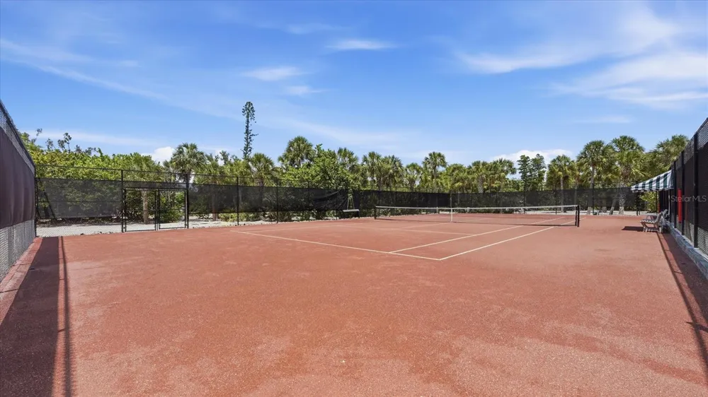 7723 SANDERLING ROAD Sarasota, FL 34242