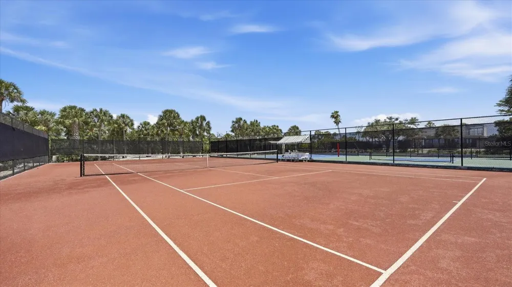 7723 SANDERLING ROAD Sarasota, FL 34242