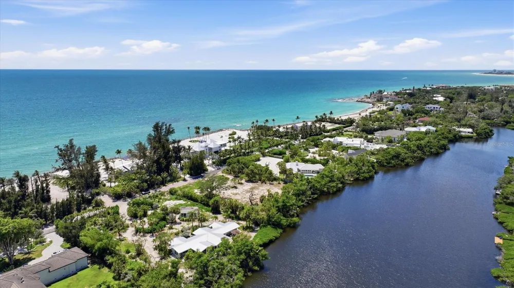 7723 SANDERLING ROAD Sarasota, FL 34242