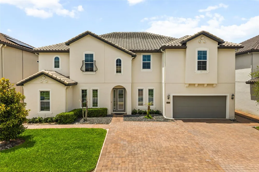 8373 LUDINGTON CIRCLE Orlando, FL 32836