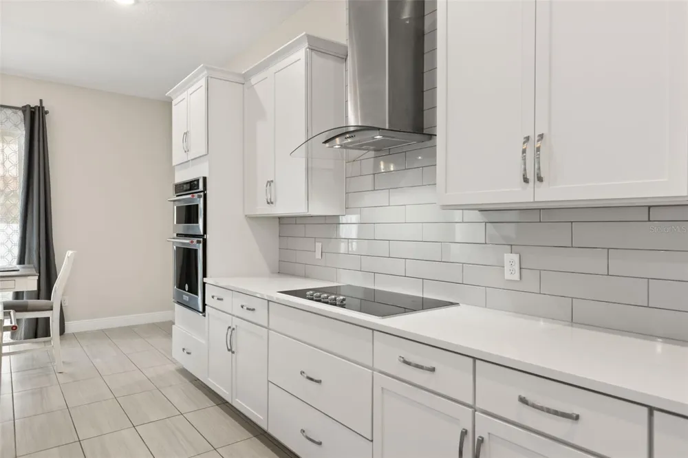8373 LUDINGTON CIRCLE Orlando, FL 32836
