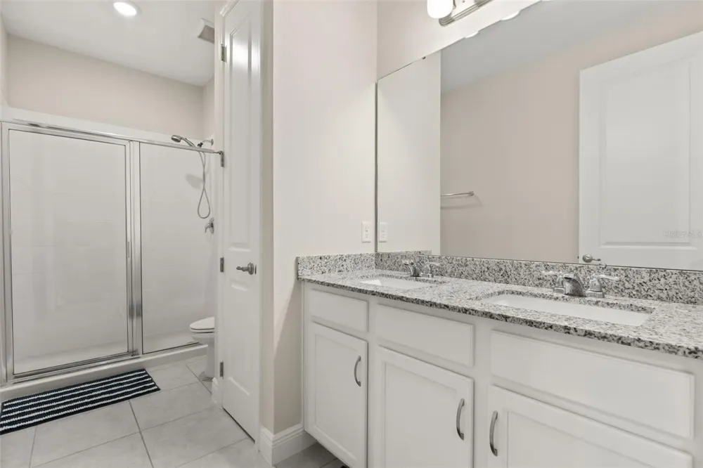 8373 LUDINGTON CIRCLE Orlando, FL 32836