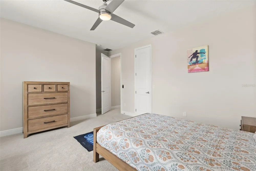 8373 LUDINGTON CIRCLE Orlando, FL 32836
