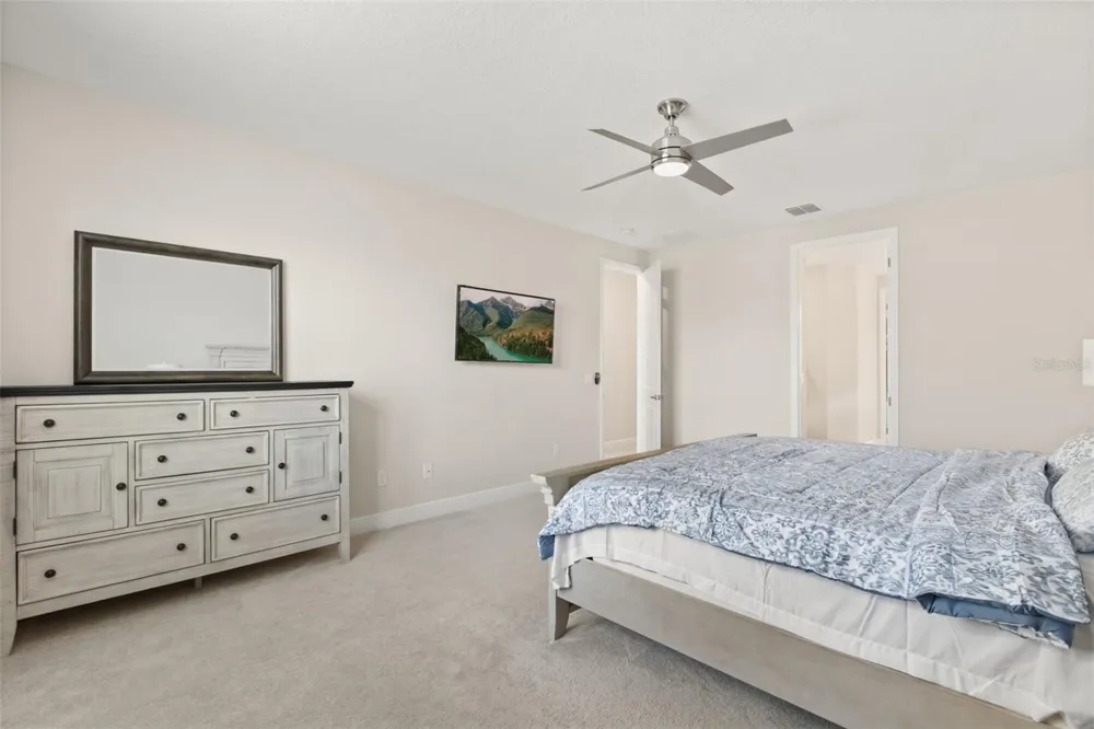 8373 LUDINGTON CIRCLE Orlando, FL 32836