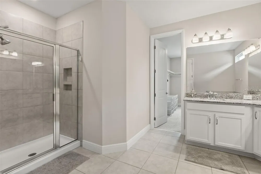 8373 LUDINGTON CIRCLE Orlando, FL 32836