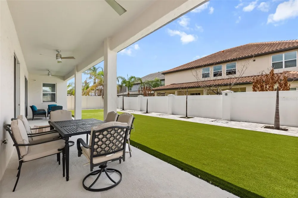 8373 LUDINGTON CIRCLE Orlando, FL 32836