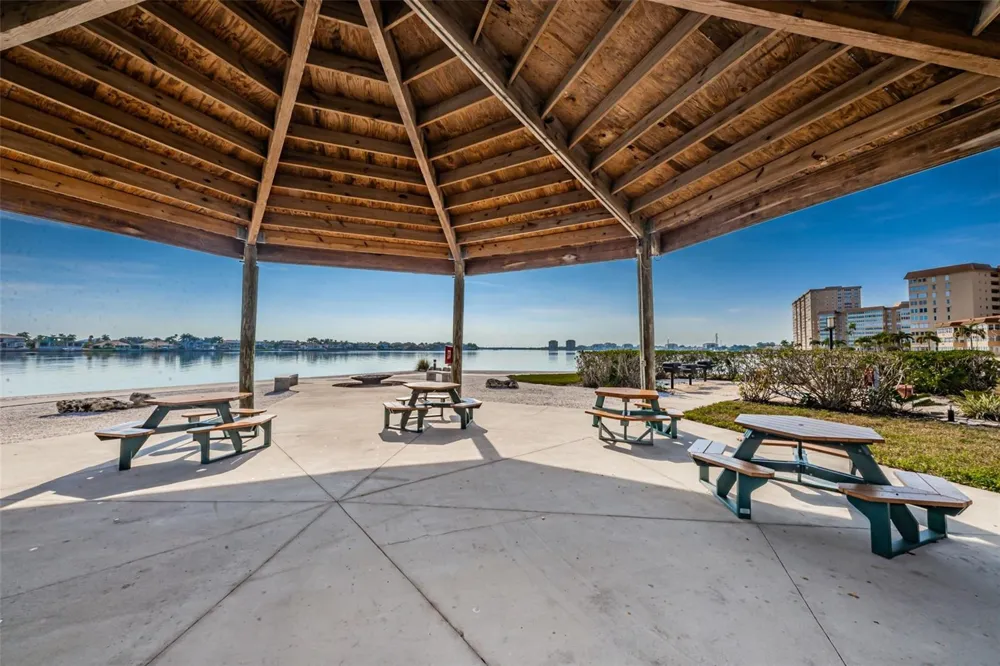 5130 BRITTANY DRIVE S #202 St Petersburg, FL 33715