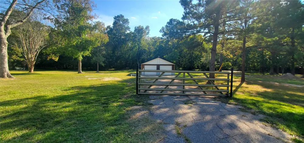 302 Waterfall Drive Huffman, TX 77336