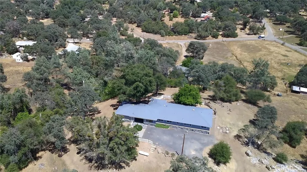 4779 Mark Lee Mariposa, CA 95338