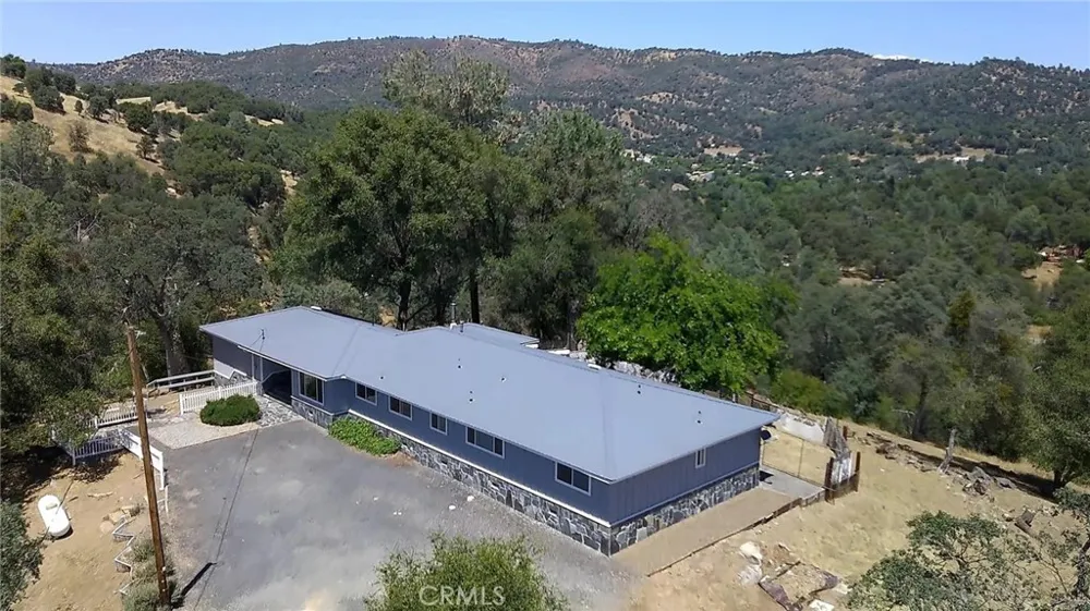 4779 Mark Lee Mariposa, CA 95338