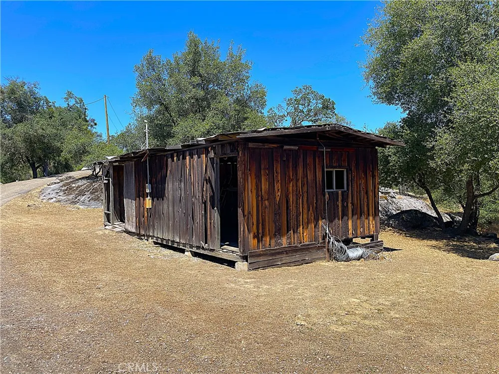 4779 Mark Lee Mariposa, CA 95338