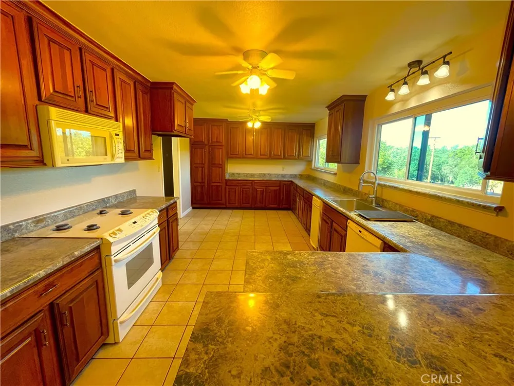 4779 Mark Lee Mariposa, CA 95338