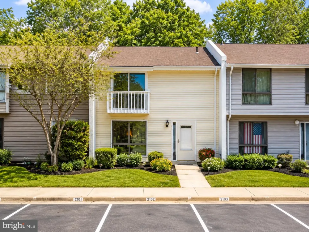 28 WEDGEDALE DRIVE Sterling, VA 20164