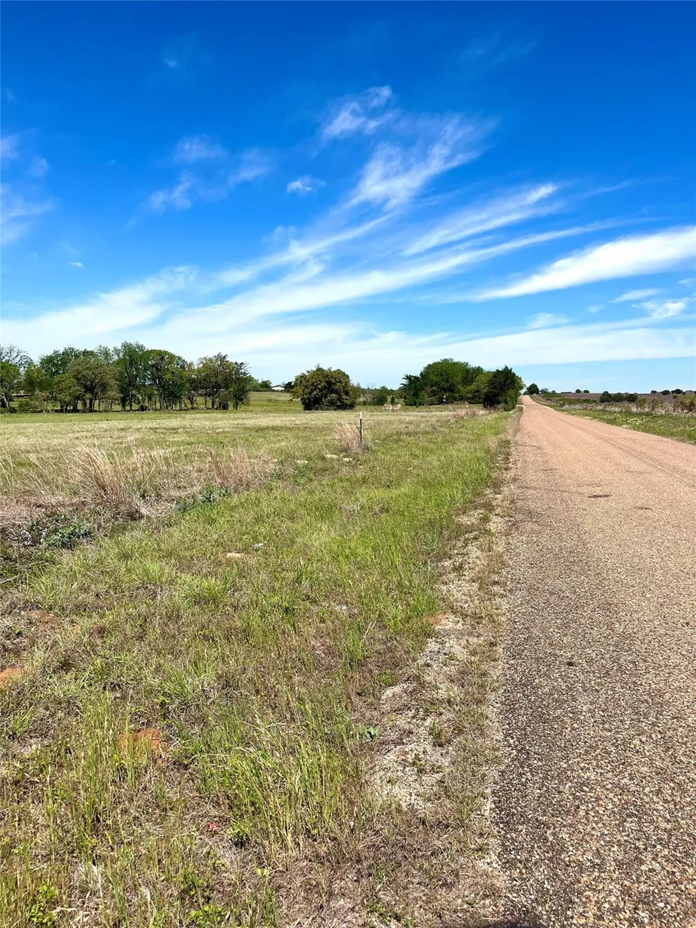 2654 County Road 329 Lincoln, TX 78948