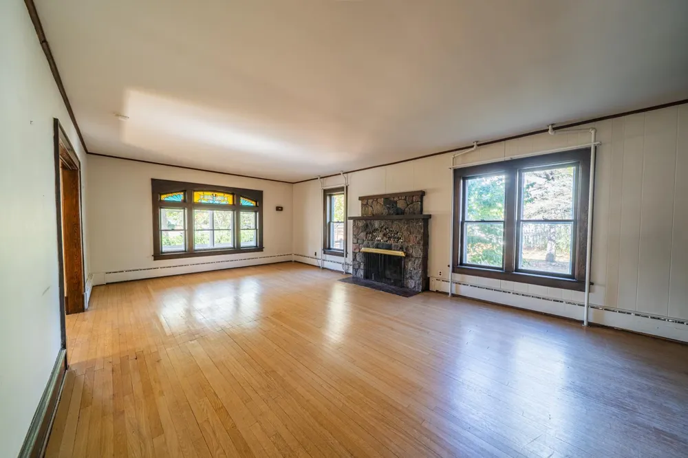 1115 Summit Avenue Detroit Lakes, MN 56501