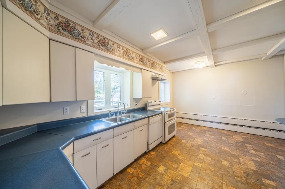 1115 Summit Avenue Detroit Lakes, MN 56501