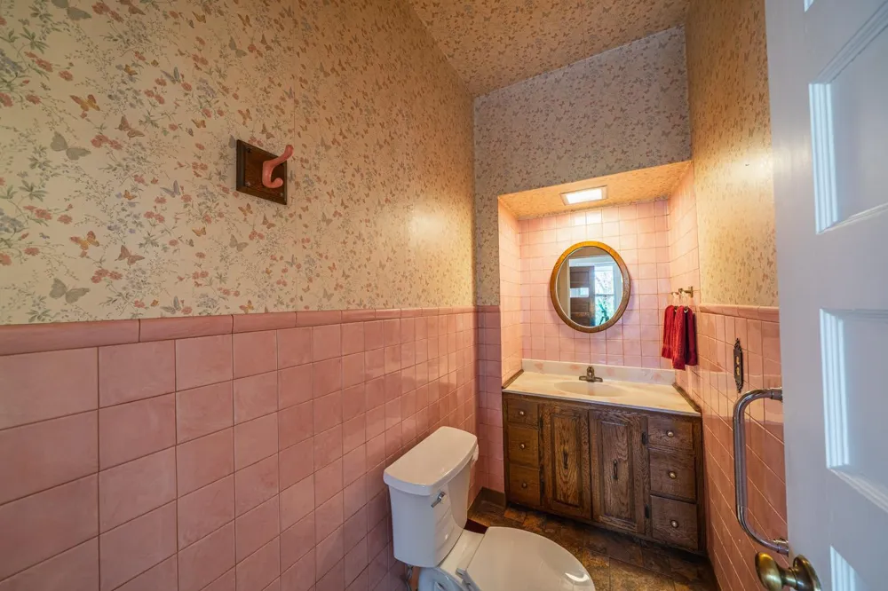 1115 Summit Avenue Detroit Lakes, MN 56501