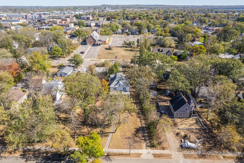 1115 Summit Avenue Detroit Lakes, MN 56501
