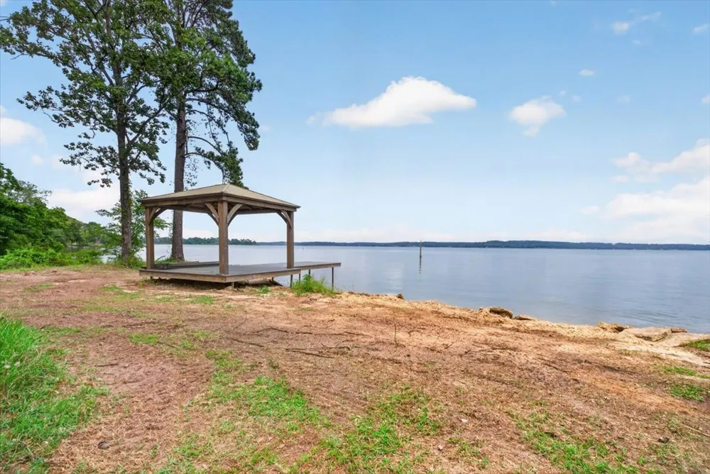 21277 Joe Paul Lane Chandler, TX 75758