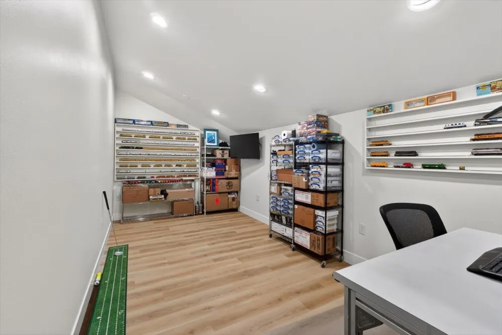 21277 Joe Paul Lane Chandler, TX 75758