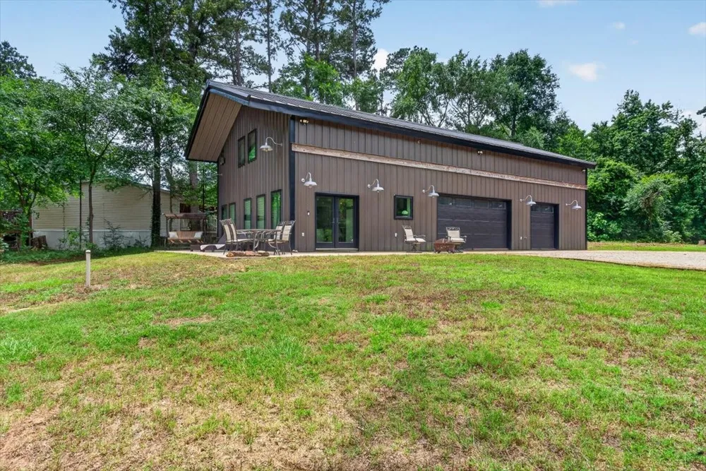 21277 Joe Paul Lane Chandler, TX 75758