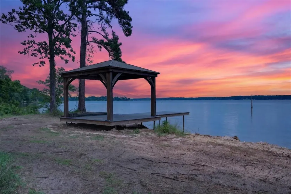 21277 Joe Paul Lane Chandler, TX 75758