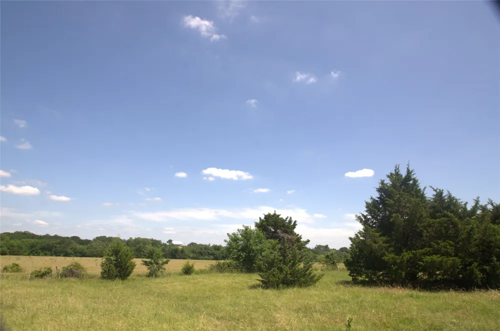 21 W FM 120 Highway Pottsboro, TX 75076