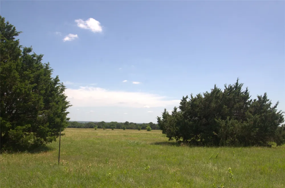 21 W FM 120 Highway Pottsboro, TX 75076